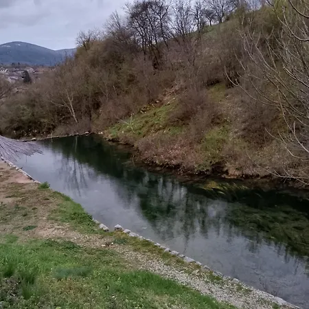 Ostanak kod kuće Seoska Idila *